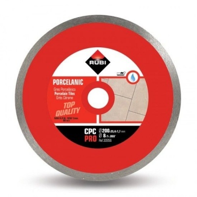 Disco de corte circular para azulejos porcelânicos da RUBI com etiqueta vermelha e branca