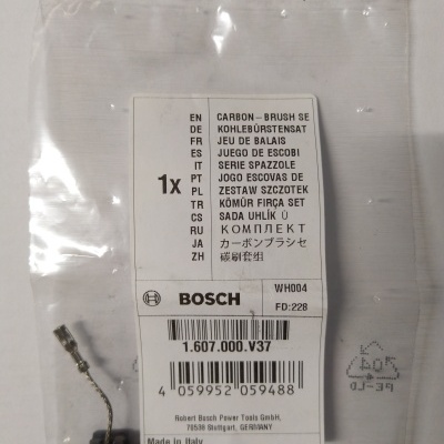 Pacote plástico com conjunto de escovas de carbono BOSCH WH004