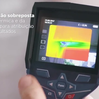Câmara térmica Bosch em uso mostrando imagens térmicas e transferência para telemóvel