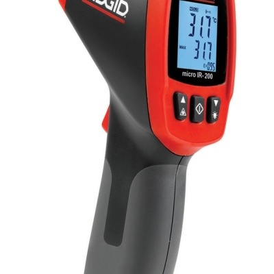 Termómetro infravermelho RIDGID micro IR-200 com ecrã digital a mostrar 31.7 °C