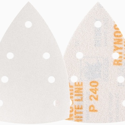 Dois discos de papel abrasivo para lixadeira triangular com buracos e impressão laranja P 240 RVM406S