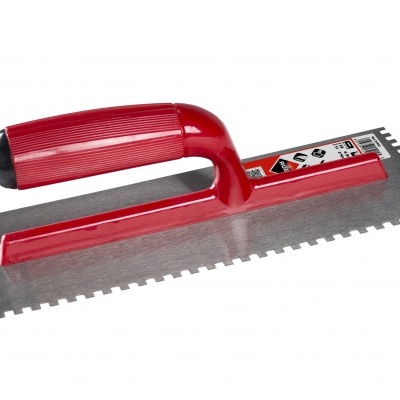 Desemoinha com cabo vermelho e base metálica dentada