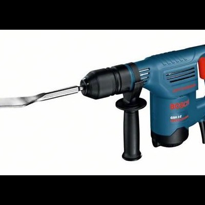 Martelo demolidor elétrico BOSCH GSH 3 E azul e preto com pega auxiliar