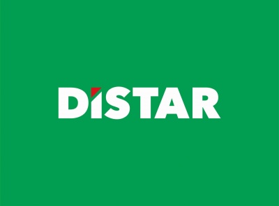 Logótipo da marca DISTAR em branco sobre fundo verde