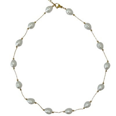 Colar de pérolas brancas com corrente dourada