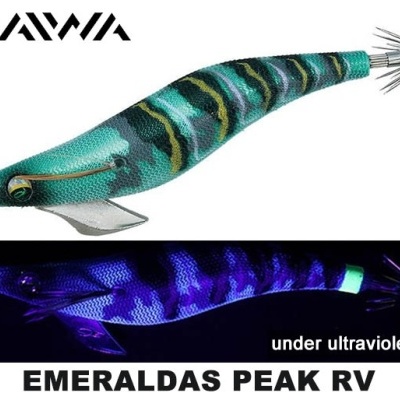 Iscas de pesca artificiais com padrão camuflado verde e azul com anzóis múltiplos