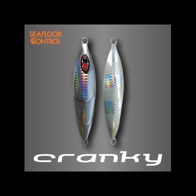 Anzóis metálicos prateados com padrão holográfico e textos SEAFLOOR CONTROL e cranky