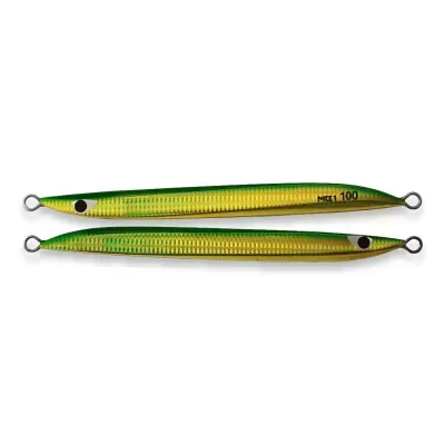 Dois iscos de pesca metálicos dourados e verdes com círculos pretos e texto 