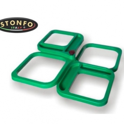 Caixa de armazenamento verde com quatro compartimentos quadrados com logotipo Stonfo Italy