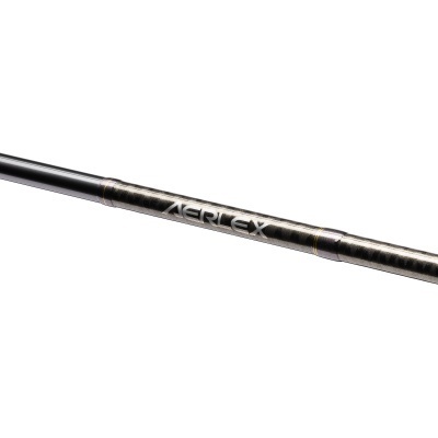 Cabo de taco de golfe preto e cinzento com inscrição AERFLEX