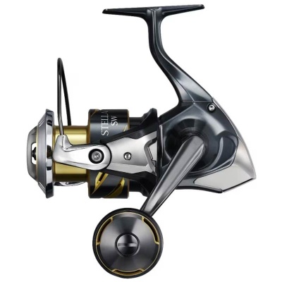 Carretel de pesca metálico cinza e dourado com texto STELLA SW