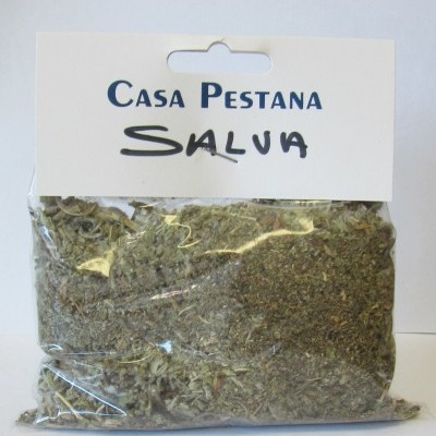 Pacote de ervas secas com etiqueta Casa Pestana Salva