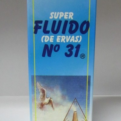 Embalagem azul de Super Fluido Nº 31 para limpeza espiritual com imagem de pomba e triângulo.