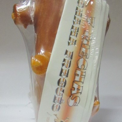 Vaso castanho cerâmica com etiqueta 'Vaso de Peças Selvagens' e embalagem de plástico