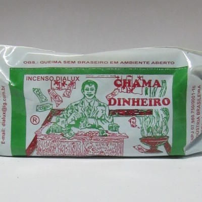 Embalagem de incenso Chama Dinheiro com ilustração e texto em verde, branco e vermelho