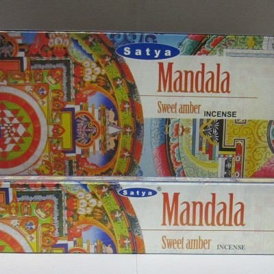 Caixas coloridas de incenso Satya Mandala Sweet amber