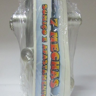 Moinho de ervas metálico embalado com etiqueta colorida