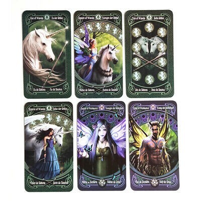 Cartas de tarot com ilustrações de unicórnios e fadas em molduras verdes e roxas.