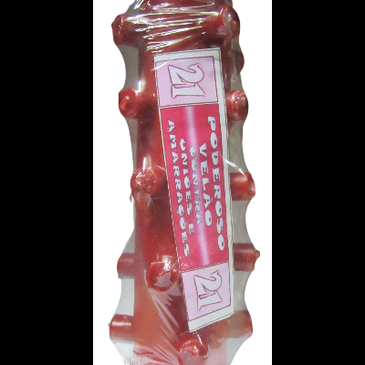 Cilindro de vela vermelha com protuberâncias e etiqueta com texto em português.