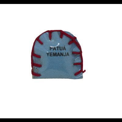 Patuá azul claro com costuras vermelhas e texto 'PATUÁ YEMANJÁ'.