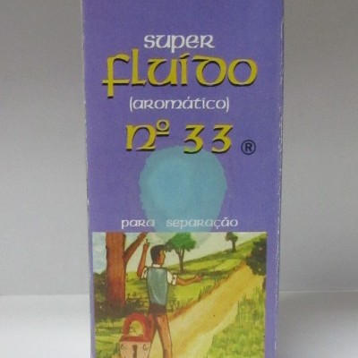 Embalagem roxa do Super Fluído nº 33 com ilustração de pessoa a caminhar num caminho