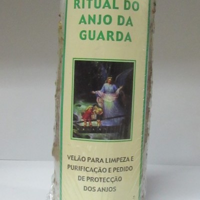 Vela ritualística branca com rótulo de anjo da guarda e texto explicativo