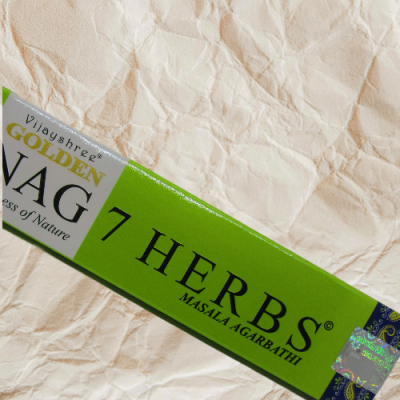 Embalagem de incenso verde e branca com texto e selo holográfico