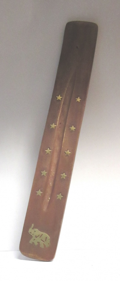 Incensário de madeira com estrelas e elefante dourados