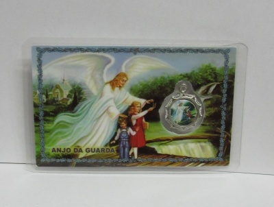 Cartão com imagem de anjo da guarda e medalha metálica prateada