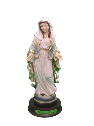 Estátua religiosa da Virgem Maria em resina com vestes brancas e douradas