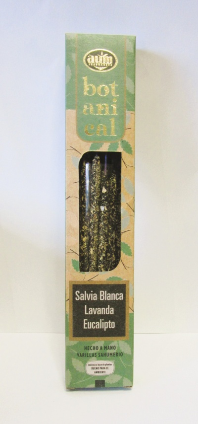 Caixa verde de varinhas aromáticas com padrões de folhas, janela mostrando varinhas, texto Salvia Blanca Lavanda Eucalipto