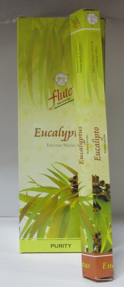 Embalagem de incenso Flute Eucalyptus com design de folhas verdes e amarelas