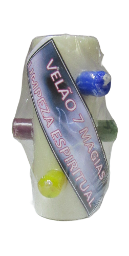 Vela branca com velas coloridas embutidas e etiqueta preta com texto