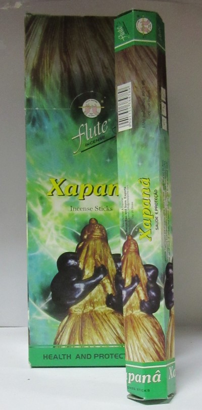 Embalagem verde de incenso com figura de escultura e texto Xapanã.