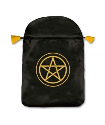 Saco preto com cordão e símbolo pentagrama dourado