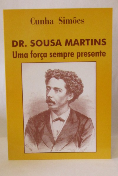 Capa de livro amarela com título e retrato de homem a sépia