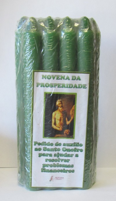 Pacote de cinco velas verdes com etiqueta da Novena da Prosperidade e imagem de Santo Onofre