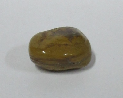 pedra polida castanha com manchas