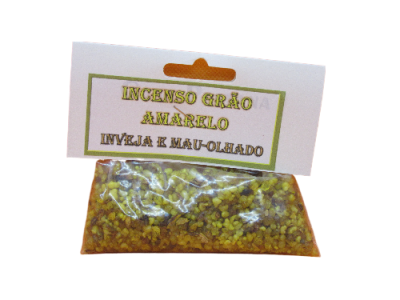 Pacote de incenso grão amarelo com rótulo branco e texto em português.