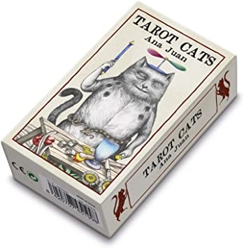 Caixa branca de baralho de Tarot com ilustração de gato cinzento, texto TAROT CATS Ana Juan.