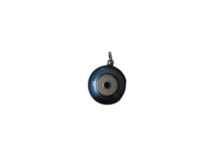 Pingente redondo com desenho de olho grego azul, branco e preto