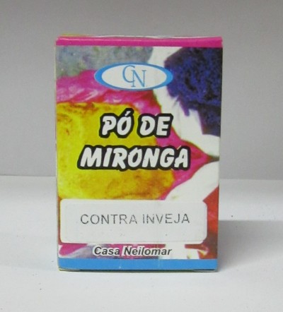 Caixa colorida pequena com texto 'PÓ DE MIRONGA CONTRA INVEJA Casa NelTomar'
