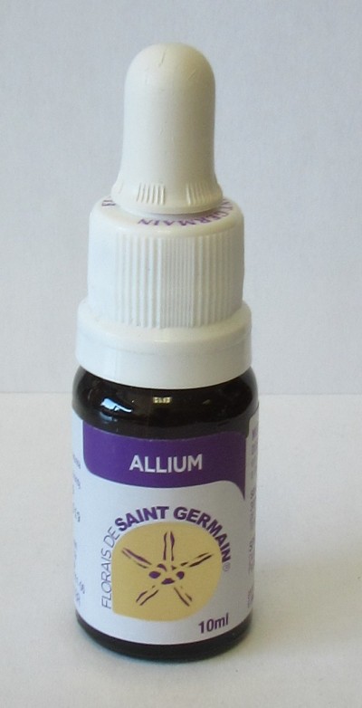 Frasco de essência floral Allium com conta-gotas em fundo branco