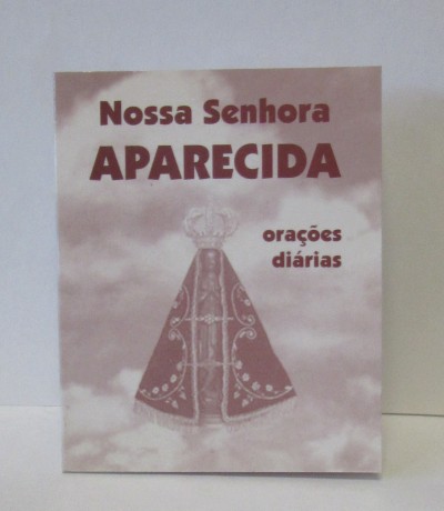 Capa do livro Nossa Senhora Aparecida orações diárias com imagem religiosa e fundo de nuvens