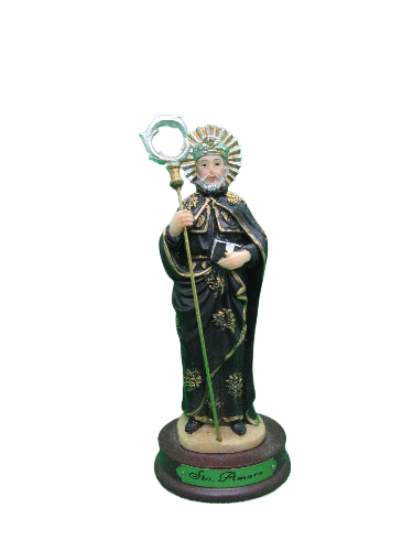 Estátua religiosa de São Amaro com túnica preta e detalhes dourados