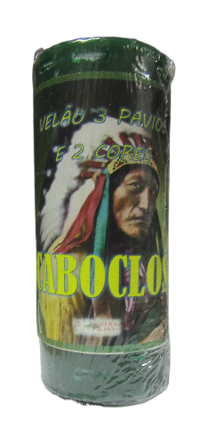 Vela verde com etiqueta de homem indígena e texto VELÃO 3 PAVIOS E 2 CORES CABOCLO