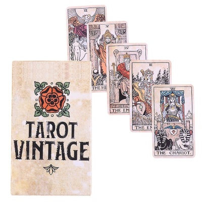 Conjunto de cartas de Tarot Vintage com caixa e cinco cartas visíveis