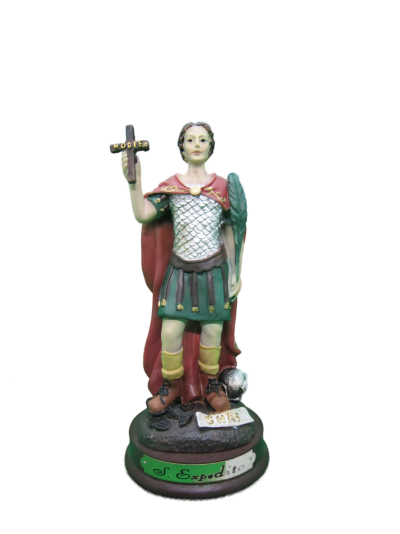 Estátua colorida de São Expedito com armadura e capa vermelha