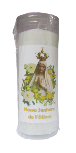 Vela branca com imagem de Nossa Senhora de Fátima e texto