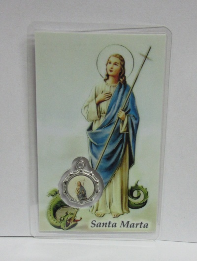 Cartão plástico com imagem de Santa Marta e medalhão metálico com a mesma figura